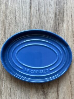 Le Creuset spoon rest in Cobalt Blue second